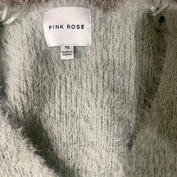 Top - Picture 2 of 2